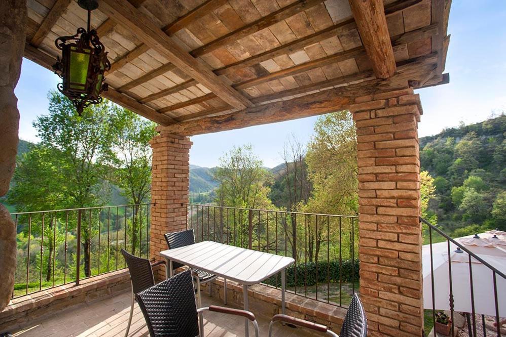 Country House Villa La Farfalla Pietralunga  Bagian luar foto