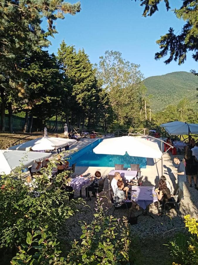 Country House Villa La Farfalla Pietralunga  Bagian luar foto