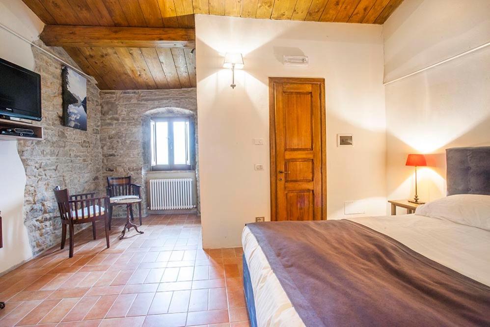 Country House Villa La Farfalla Pietralunga  Bagian luar foto