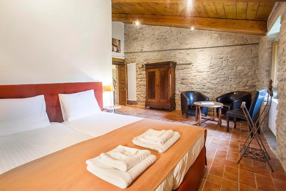 Country House Villa La Farfalla Pietralunga  Bagian luar foto