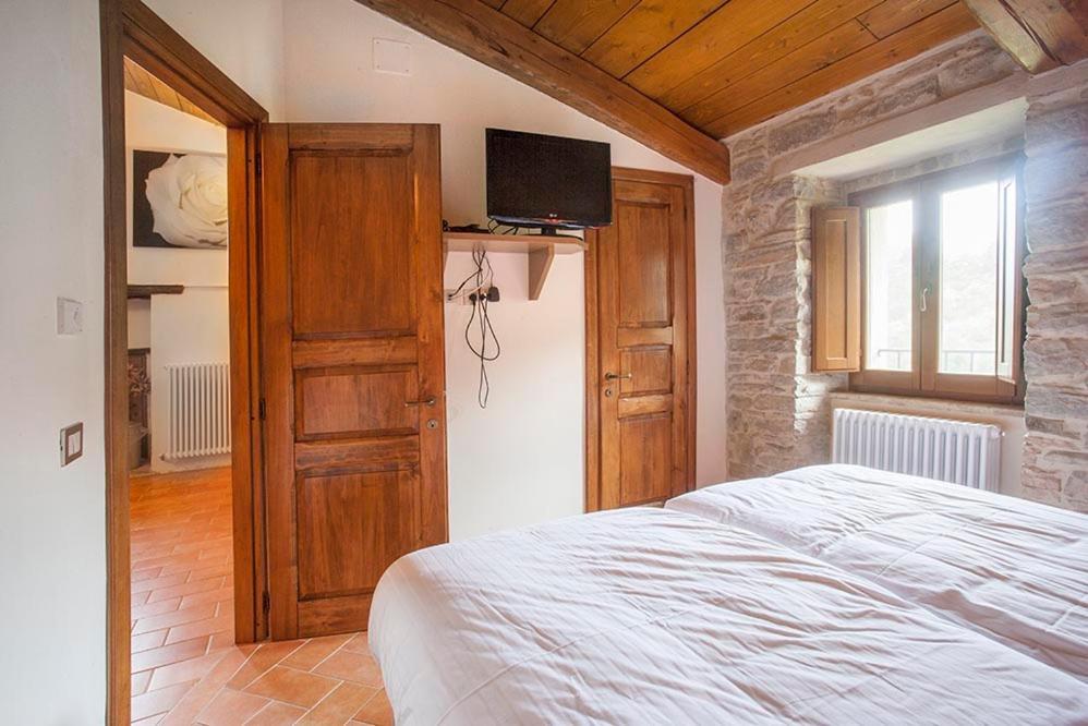 Country House Villa La Farfalla Pietralunga  Bagian luar foto