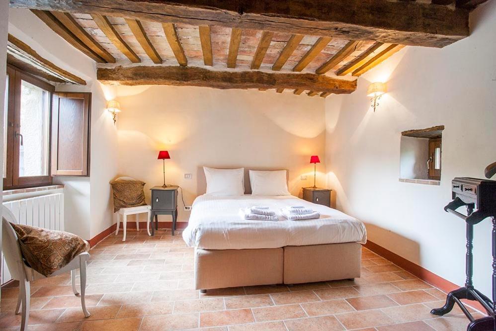 Country House Villa La Farfalla Pietralunga  Bagian luar foto